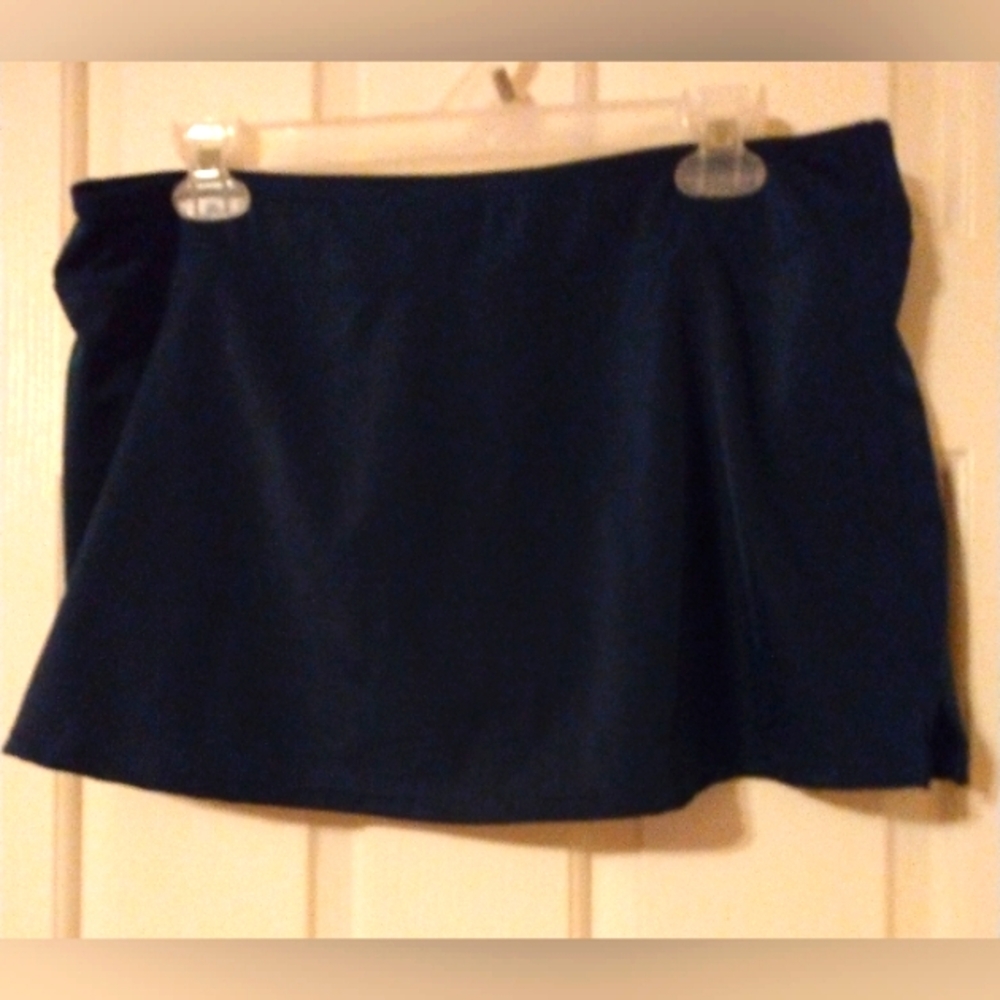 Jantzen athletic swim skirt with under pants. Navy blue. Size 10